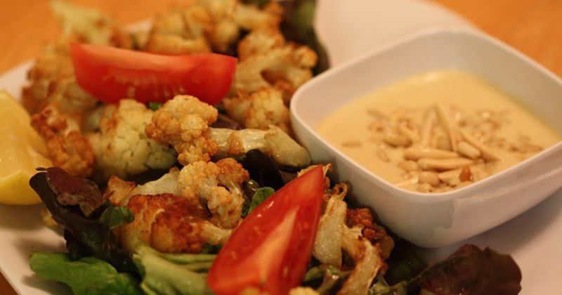 Arnabeet Mekleh (Fried Cauliflower)