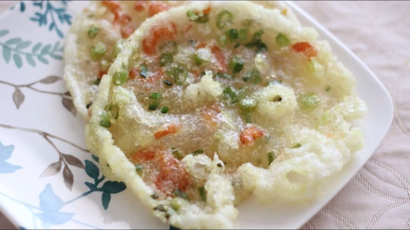Banh Tom Chien (Fried Shrimp Cakes)