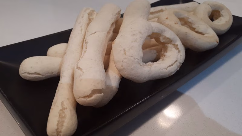Biscoito De Polvilho (Cassava Starch Crackers)