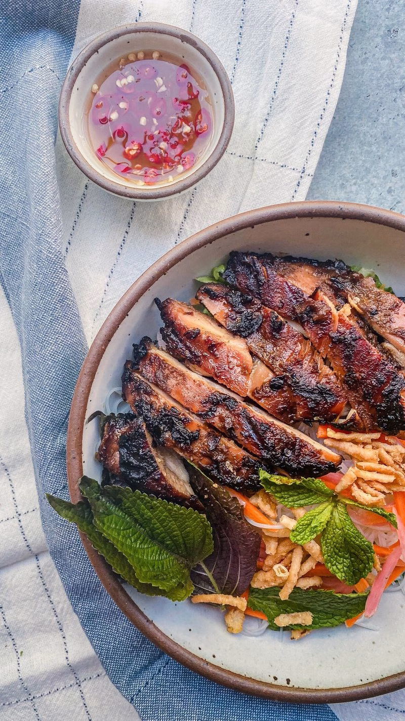 Bun Ga Nuong (Grilled Chicken Vermicelli)