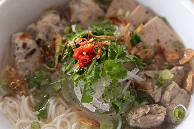 Bun Moc Mien Tay (Southern Pork Meatball Soup)
