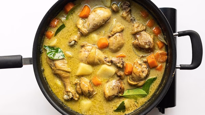 Ca Ri Ga Dau Dua (Coconut Chicken Curry)