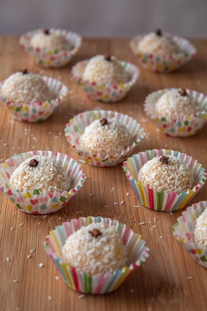 Docinho De Beijinho (Coconut Sweet)