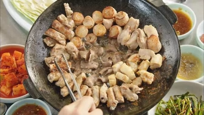 Dweji Gopchang (Pork Intestine)