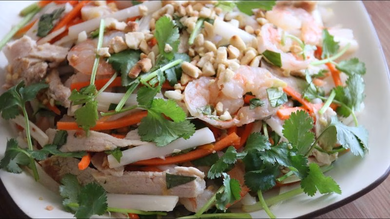 Goi Ngo Sen Thit (Lotus Stem Salad With Pork)