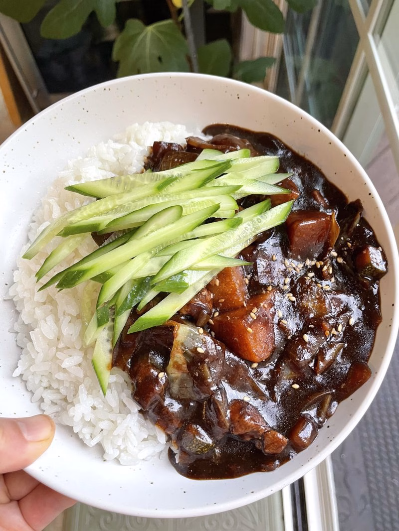Jjajang Bap (Rice With Black Bean Sauce)