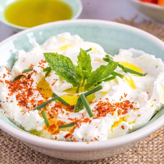 Labneh (Strained Yogurt)