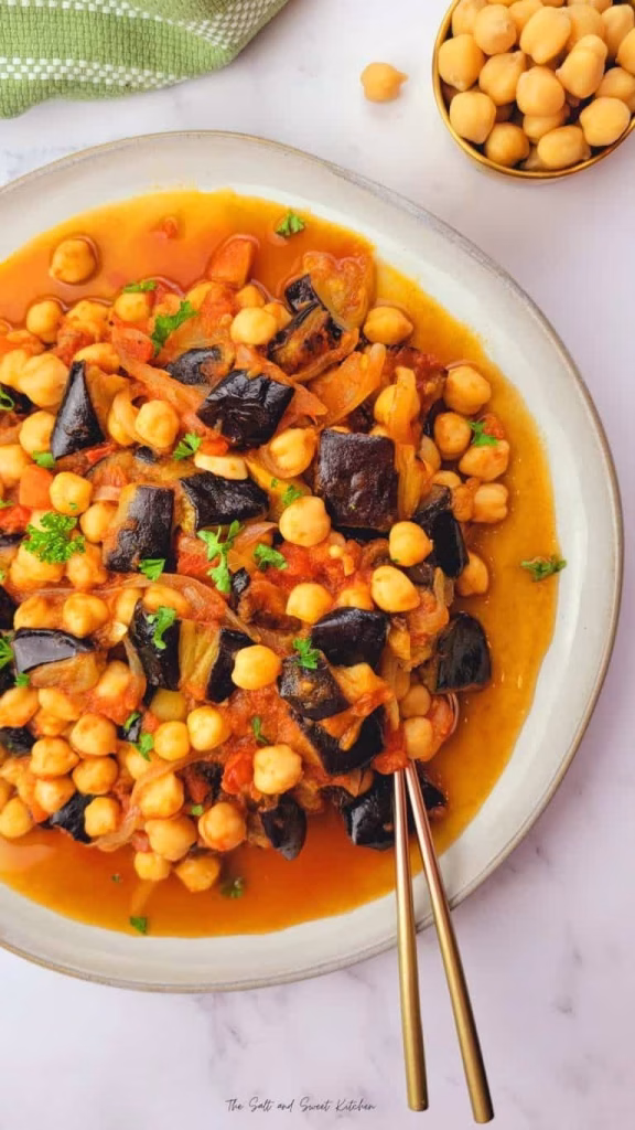 Lebanese Eggplant Stew Recipe - Cook Your Yummy Cuisine