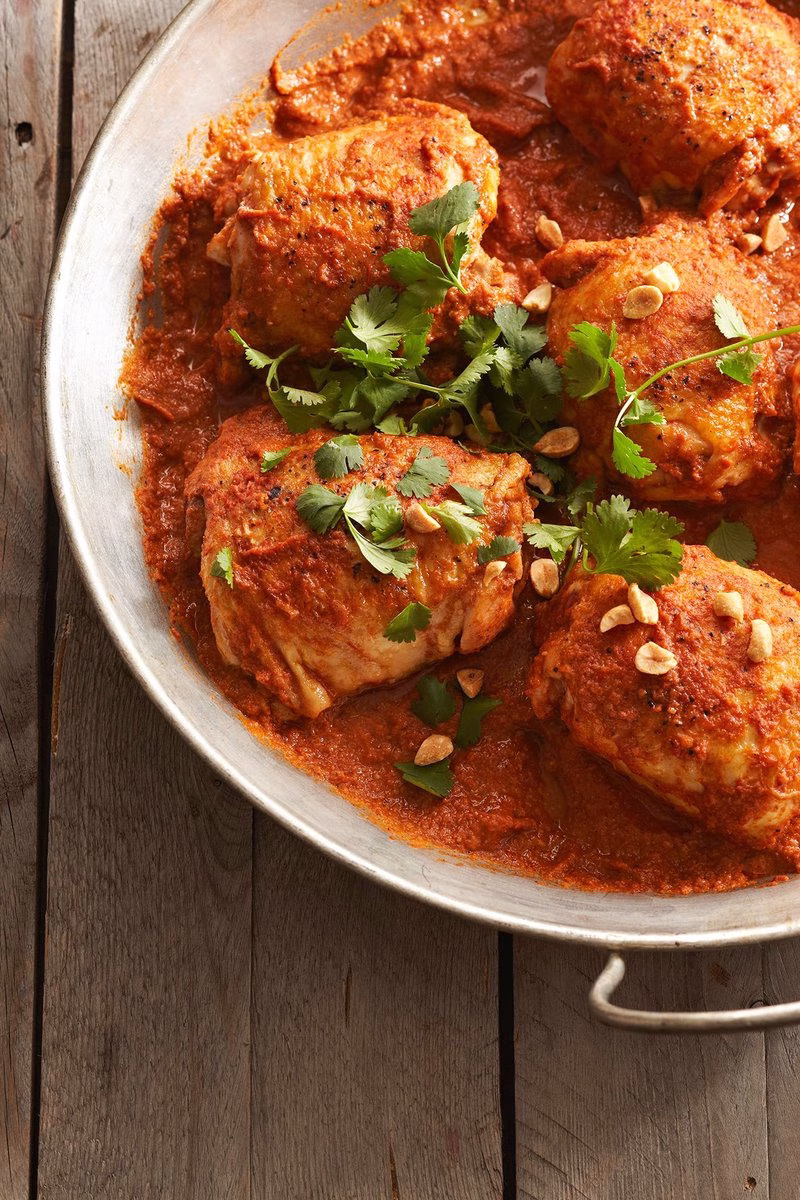 Pollo En Salsa De Mani (Chicken In Peanut Sauce)