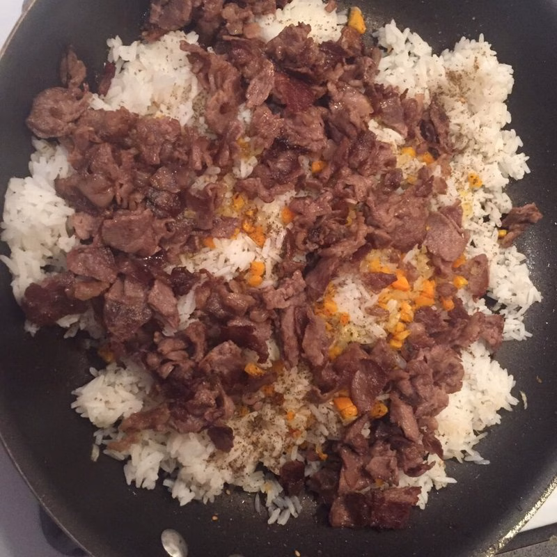 Riz With Meat And Zaatar