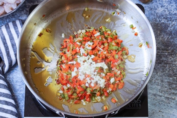 Sudado De Camarones (Steamed Shrimp)