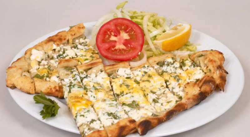 Yoğurtlu Pide